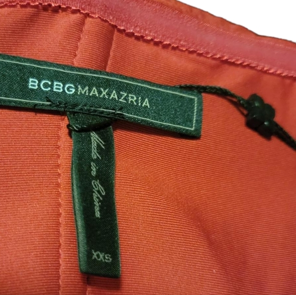 BCBG MaxAzria - Picture 6 of 7